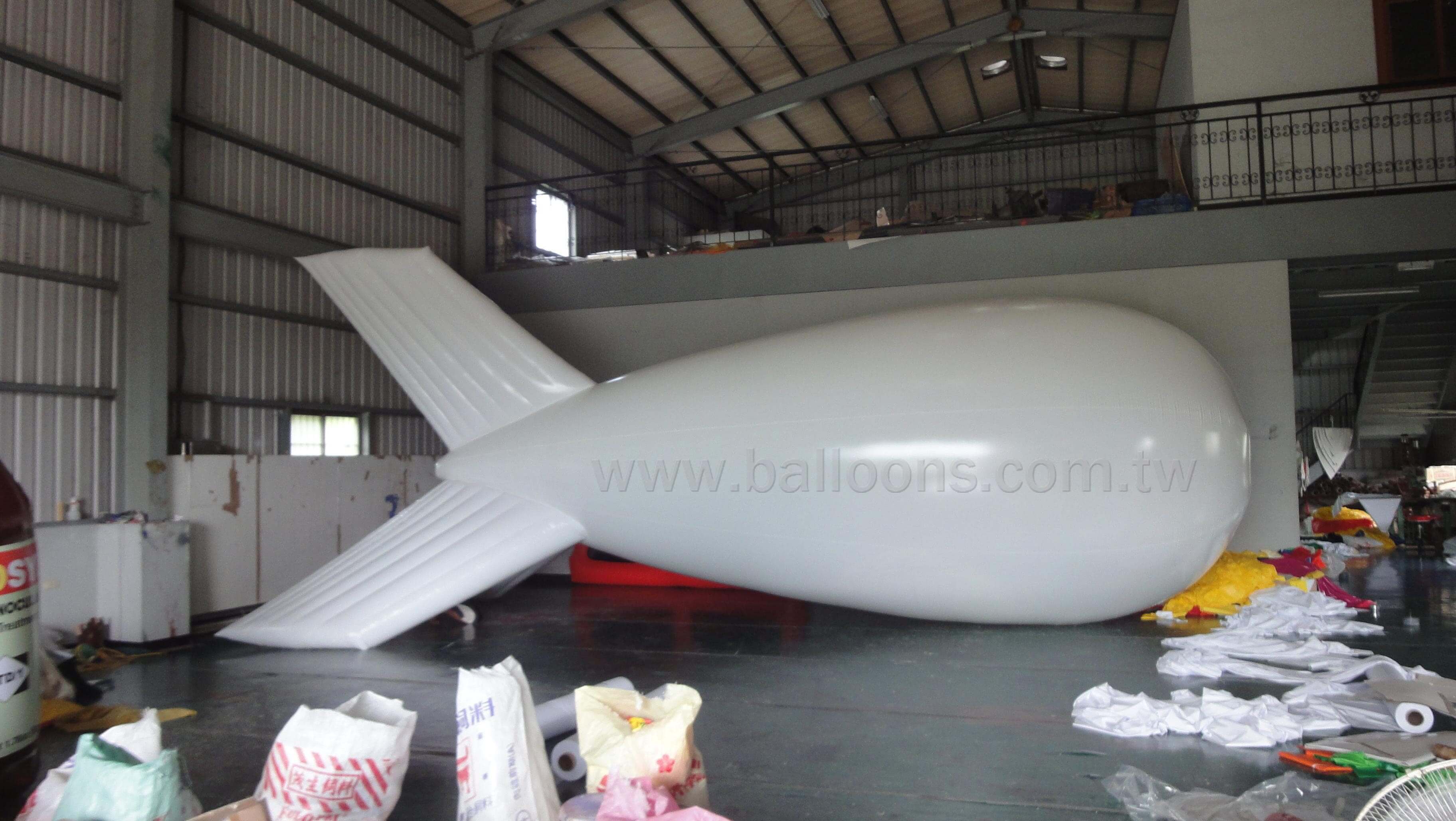 Custom helium inflatable fins blimp balloon客製化三軟翅飛船廣告氣球