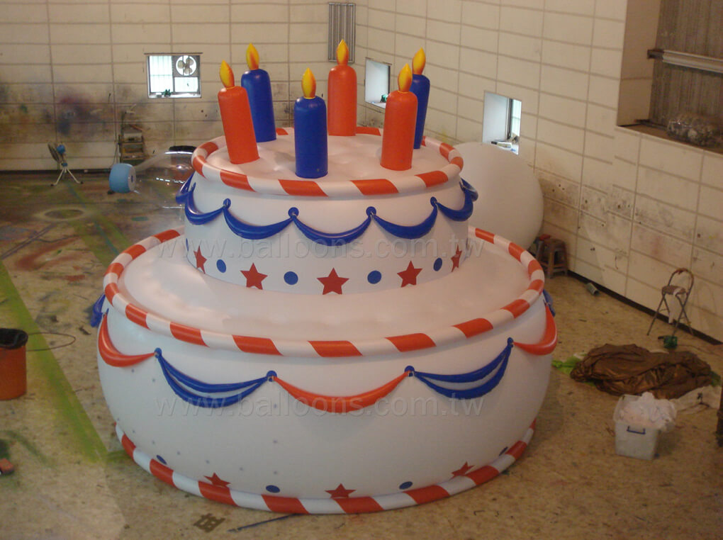 Inflatable birthday cake balloon with candles生日蛋糕氣球